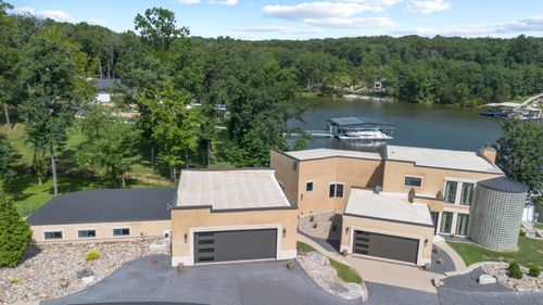 149 Thornwood Cir, Sunrise Beach, MO, 65079-5557 | Card Image