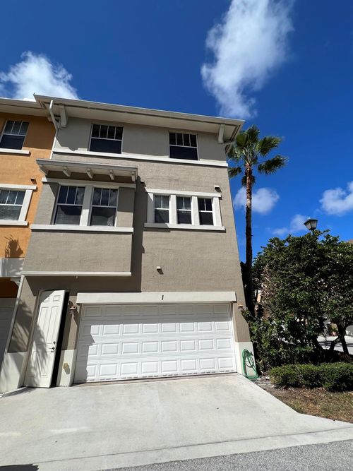 unit-1-441 Amador Ln, West Palm Beach, FL, 33401-8338 | Card Image