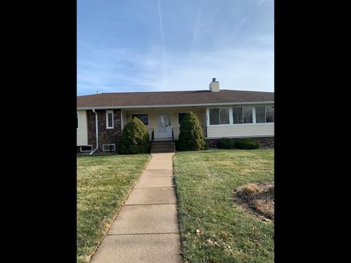2-4704 9th Street, East Moline, IL, 61244 | Card Image