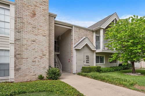 111-5881 Preston View Blvd, Dallas, TX, 75240-4718 | Card Image