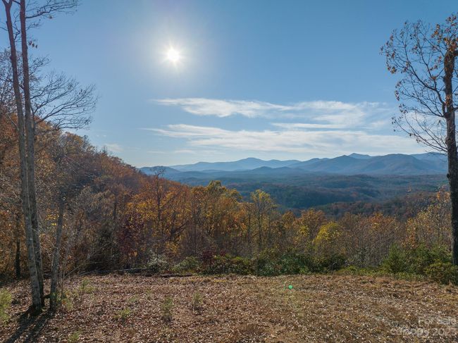 The center circular driveway in the middle of the pic, is your future homesite on this lot with the best sunset views! (*Faces SW to NW (ish)*) :) What a span! | Image 6