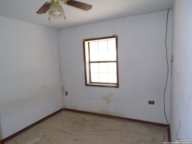 LOT 179 Windmill Rd, House other with 3 bedrooms, 2 bathrooms and null parking in Uvalde TX | Image 7
