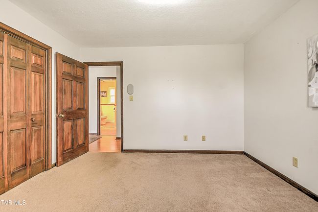 646 Meadow View Rd, House other with 4 bedrooms, 2 bathrooms and null parking in Bristol TN | Image 33