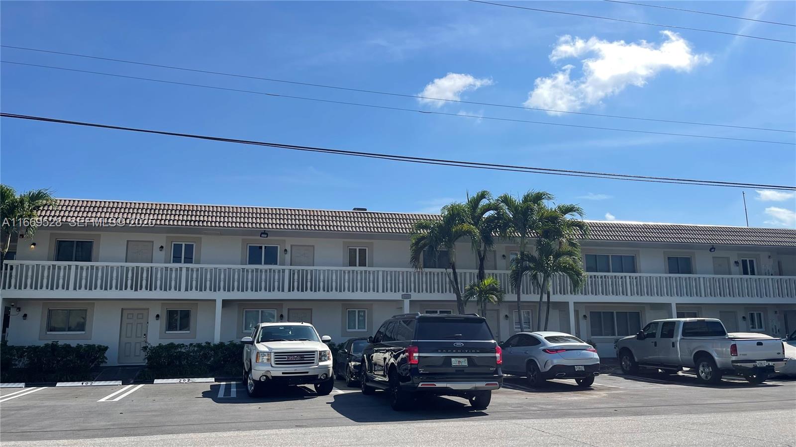 Residential Lease in Pompano Beach 2