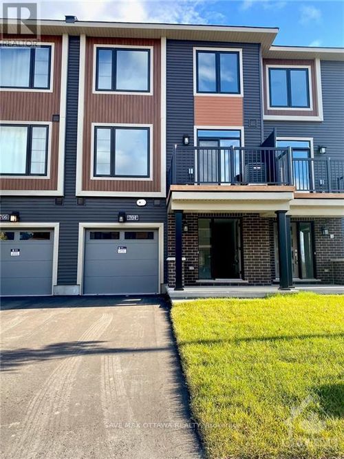 704 Doneraile Way, Barrhaven (7711 - Barrhaven - Half Moon Bay), ON, K2C3H2 | Card Image