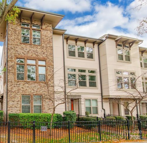 2515 Euclid Ave, Charlotte, NC, 28203-2501 | Card Image