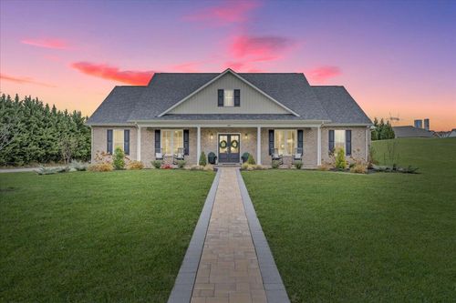 1076 Greenfield St, Daleville, VA, 24083-2948 | Card Image