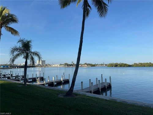 115-894 Buttonwood Dr, FORT MYERS BEACH, FL, 33931-2250 | Card Image