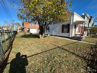 316 Hall Avenue, House other with 2 bedrooms, 3 bathrooms and null parking in Perth Amboy NJ | Image 3