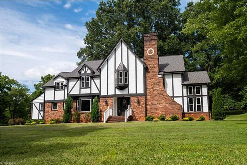 2555 Tobaccoville Rd, Rural Hall, NC, 27045-9461 | Card Image