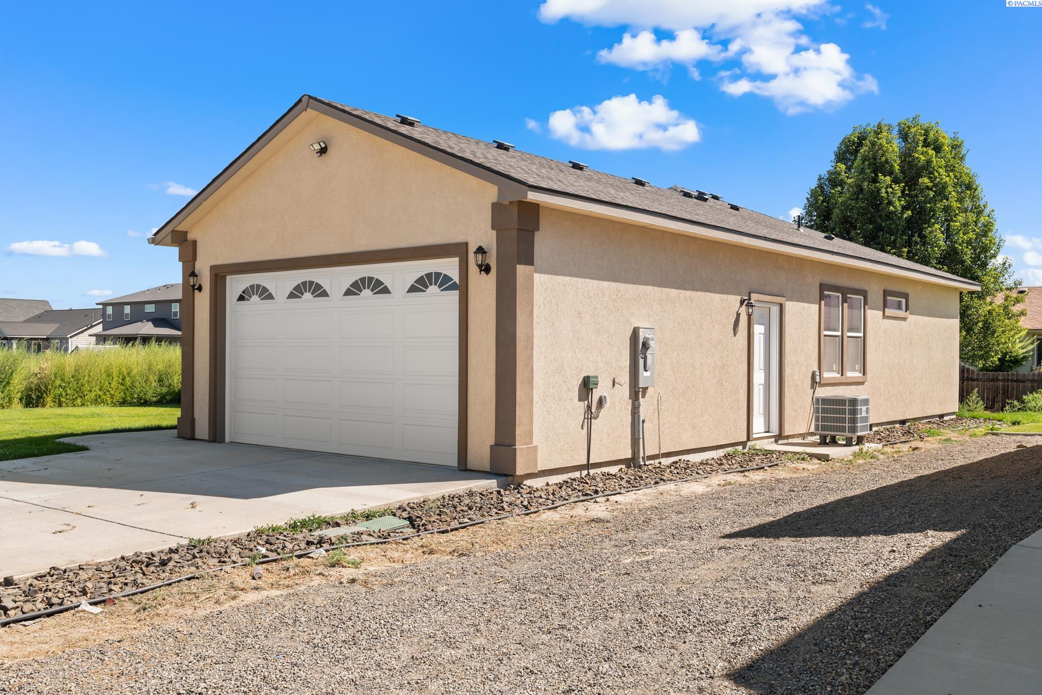 Residential in Sunnyside 2