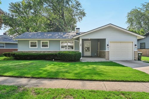 35 Wildwood Rd, Elk Grove Village, IL, 60007-1535 | Card Image