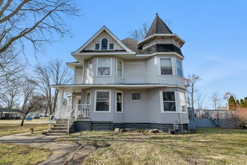 401 7th St, Mazon, IL, 60444-3650 | Card Image