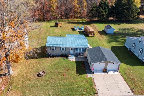 143 Center St, Cambridge Springs, PA, 16403-1309 | Card Image