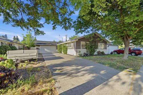 1225 Chehalem Drive, Modesto, CA, 95350 | Card Image