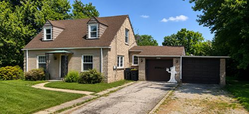 206 E Camp Mcdonald Rd, Prospect Heights, IL, 60070-1507 | Card Image