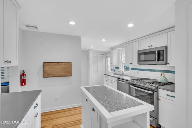 629 Redmond Ave, House other with 2 bedrooms, 1 bathrooms and null parking in Lake Como NJ | Image 9