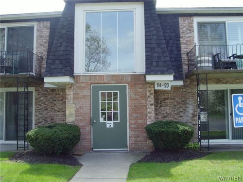120 A Foxberry Dr, Amherst, NY, 14068-1012 | Card Image