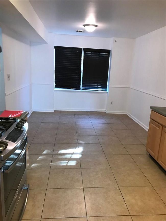 59 Woodlake Dr, Condo with 3 bedrooms, 2 bathrooms and 2 parking in Middletown NY | Image 11