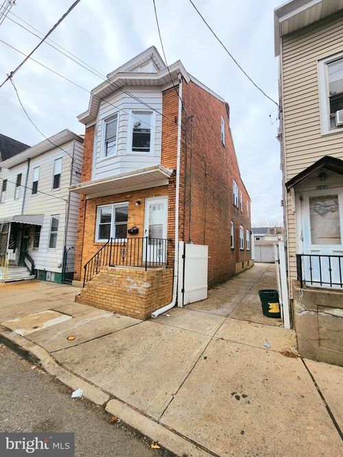 623 Beatty St, TRENTON, NJ, 08611-2523 | Card Image
