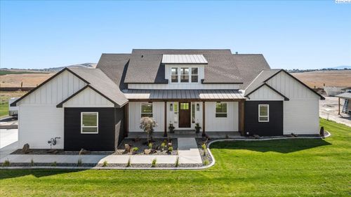 7007 Grange St, Kennewick, WA, 99338-5654 | Card Image