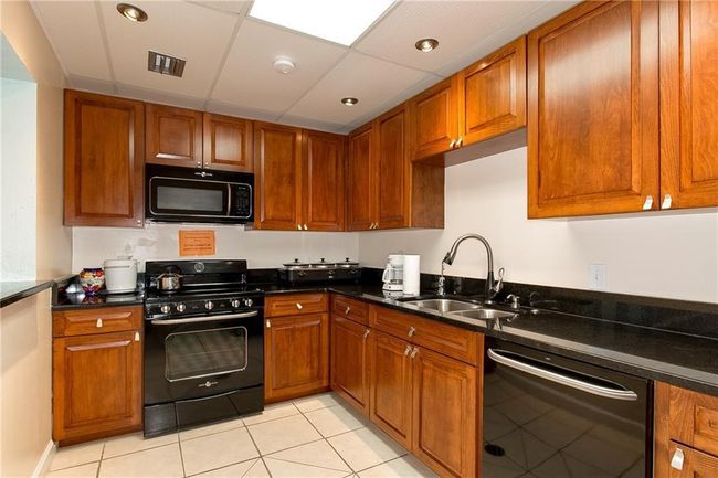 5 - 1172 Breezy Way, Condo with 2 bedrooms, 2 bathrooms and null parking in Sebastian FL | Image 31