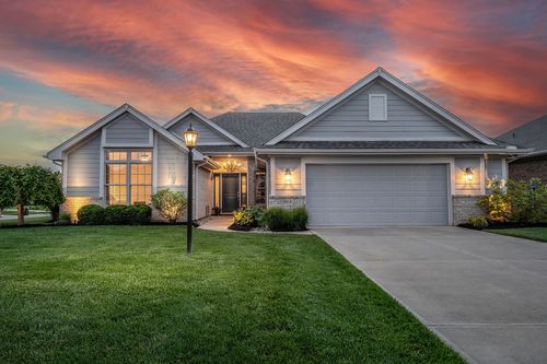 9818 Southern Belle Ct, Washingtn Twp, OH, 45458-2884 | Card Image