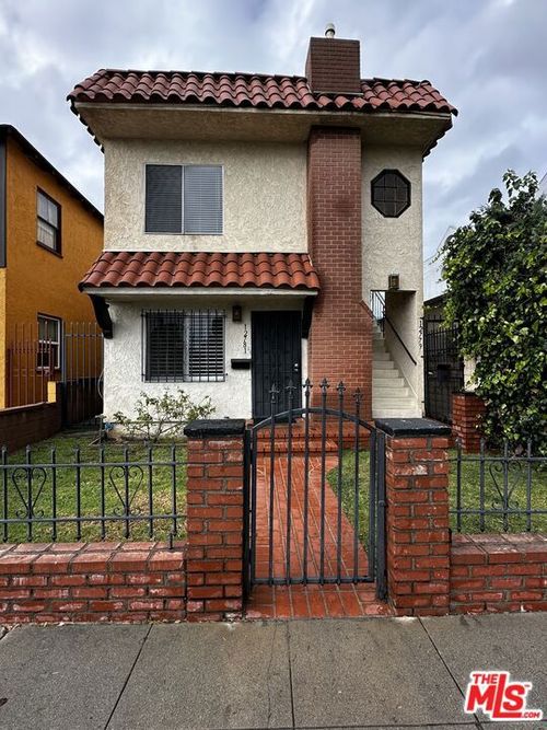 12779 Venice Boulevard, Los Angeles, CA, 90066 | Card Image