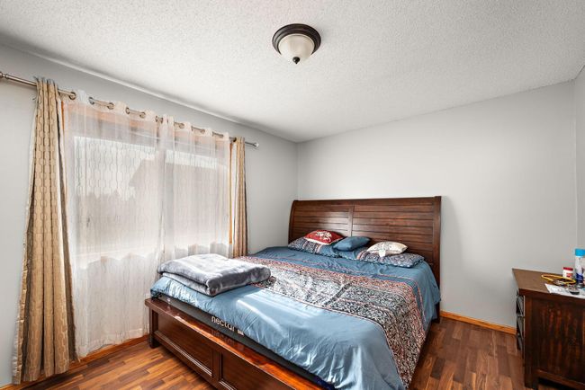 10-web-or-mls-8818-douglas-dr-n.jpg | Image 28