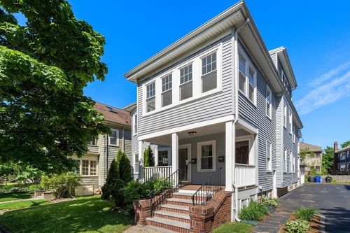 110-110 Medford St, Arlington, MA, 02474-3110 | Card Image