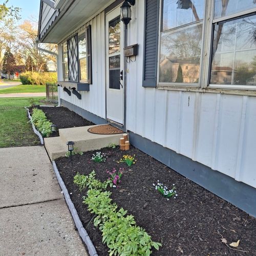 644 Briar Rd, Wauconda, IL, 60084-1111 | Card Image