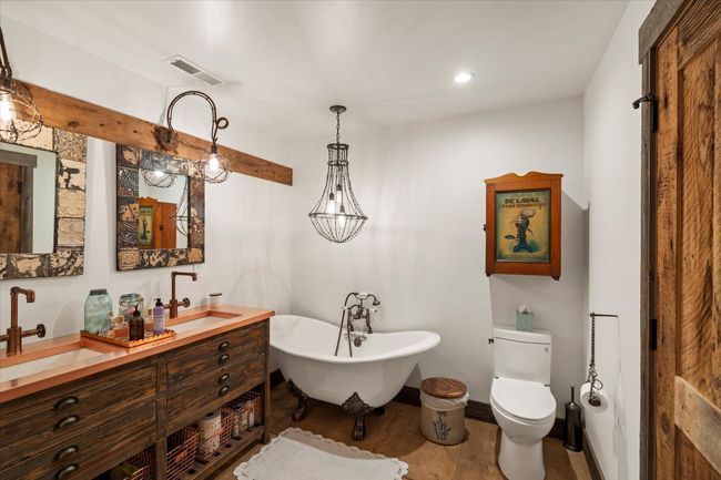 Claw foot tub | Image 37