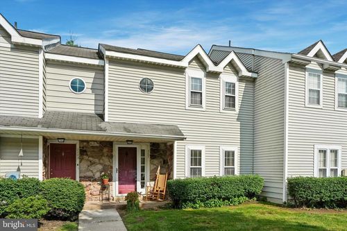 2202 Ash Grove Rd, AMBLER, PA, 19002-5070 | Card Image