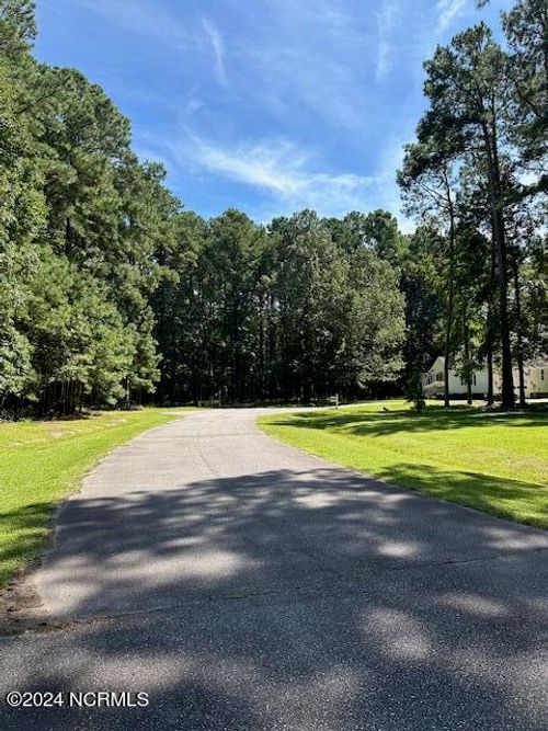 109 Chatooga Ct E, Hertford, NC, 27944-9740 | Card Image