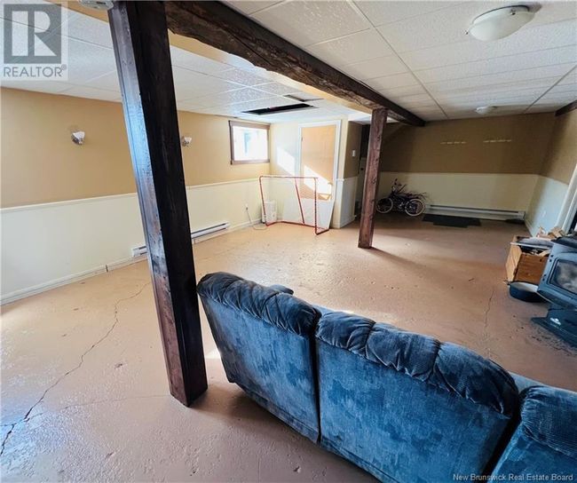 110 Des Champs Rue, House other with 7 bedrooms, 3 bathrooms and null parking in Lamèque NB | Image 37