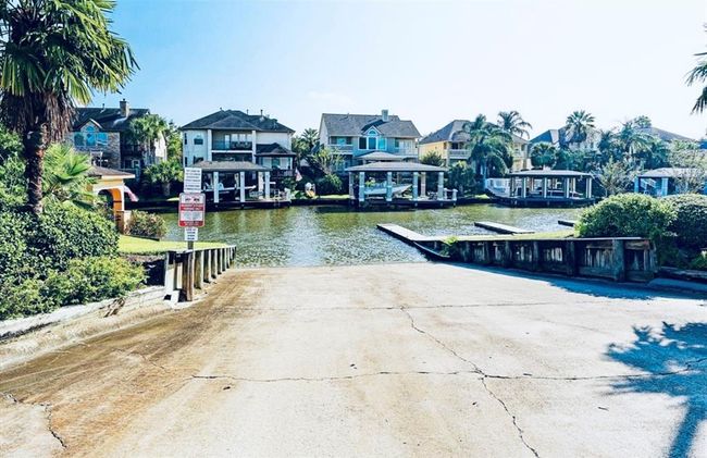 Neighborhood boat ramp! | Image 47