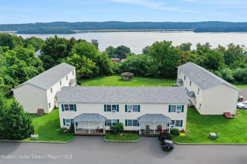 87 Delaware St, Glasco, NY, 12432-8536 | Card Image