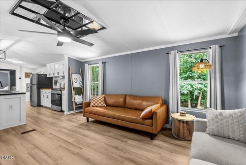 122 Nature Ln, Henderson, NC, 27537-4613 | Card Image