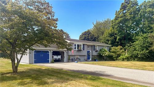 100 Gray St, Warwick, RI, 02889-6321 | Card Image
