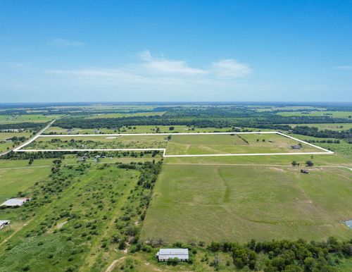 8993 E Osr, Hearne, TX, 77859-9285 | Card Image