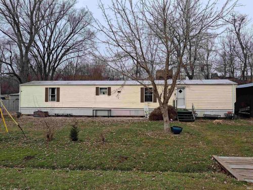 102 Hooker St, Brooklyn, IN, 46111-9721 | Card Image