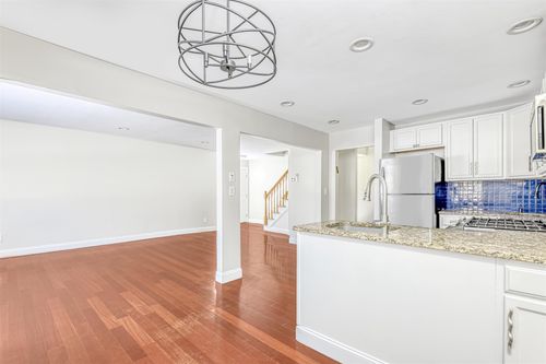 apt-a-161 Kearsing Pkwy, Monsey, NY, 10952-2256 | Card Image