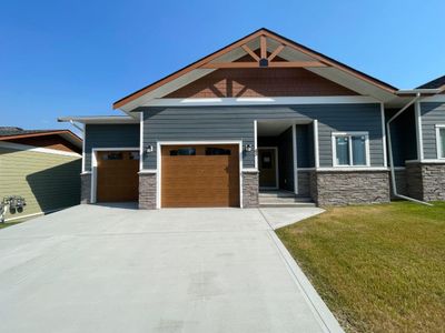 45 - 214 Mcardell Dr, Home with 2 bedrooms, 1 bathrooms and 4 parking in Hinton AB | Image 1