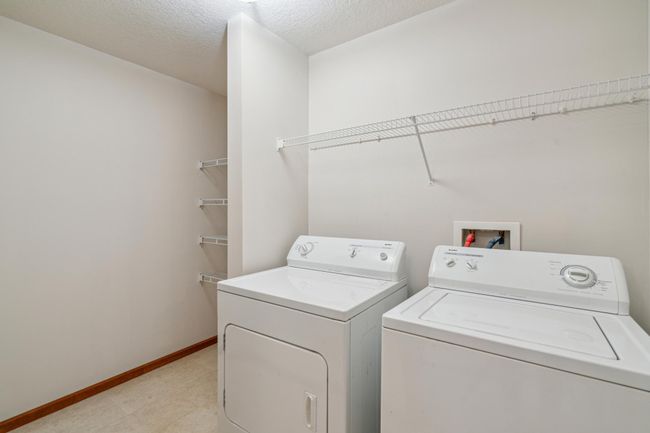 Laundry Room | Image 15