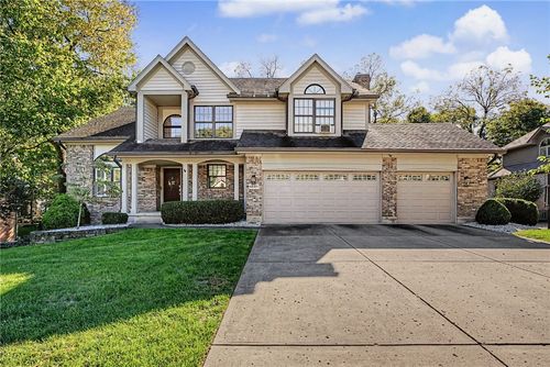 6547 Atterbury Ct, Centerville, OH, 45459-6632 | Card Image