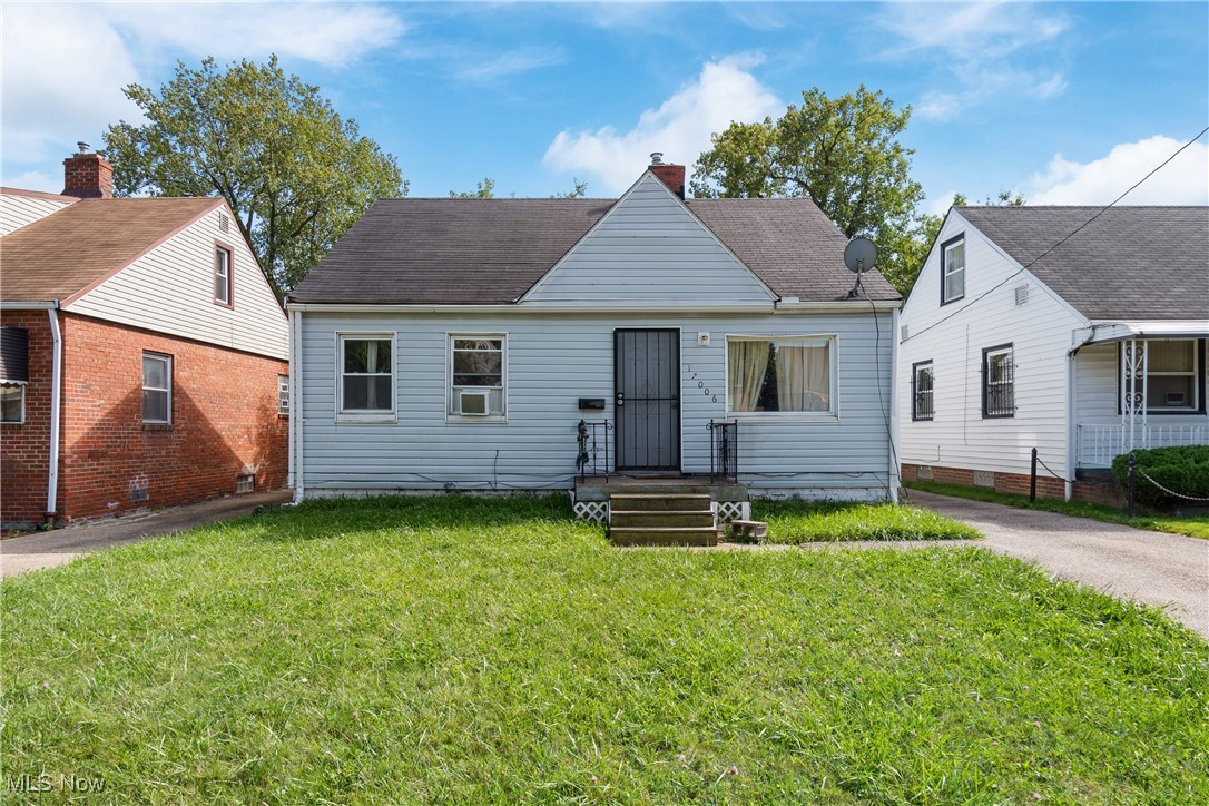 Palda Dr, Cleveland, OH 44128