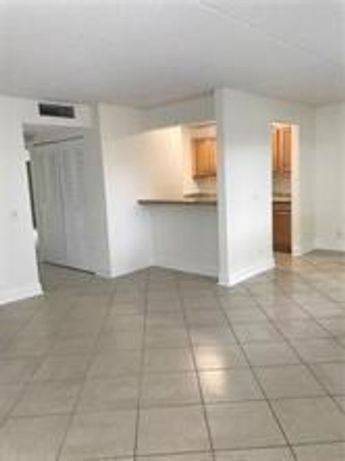 607 Meadows Cir, Boynton Beach, FL, 33436 | Card Image