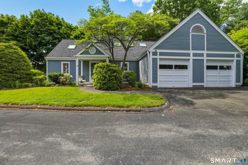 20-20 Centre Village Dr, Madison, CT, 06443-2624 | Card Image