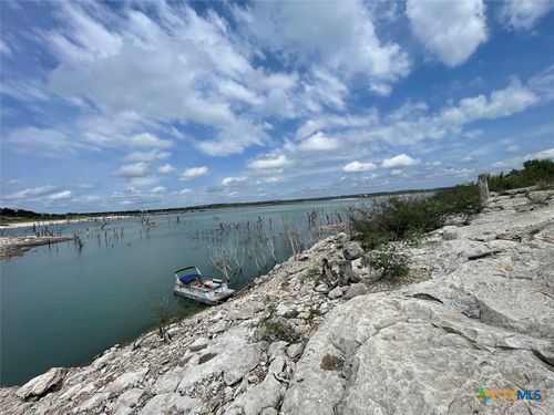 1415 Glenn Dr, Canyon Lake, TX, 78133-3470 | Card Image