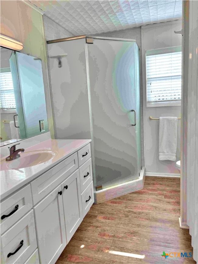 604 W Maple St, House other with 5 bedrooms, 3 bathrooms and null parking in Port O Connor TX | Image 26